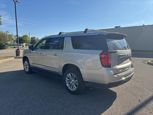2023 GMC Yukon XL 4WD SLT