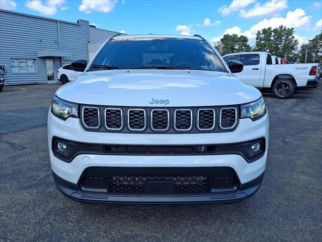2024 Jeep Compass Latitude Lux FWD
