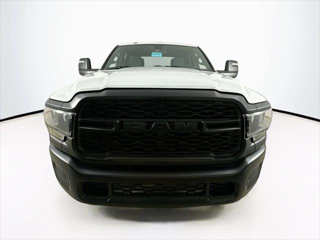 2024 RAM 2500 Tradesman Crew Cab 4x4 8 Box