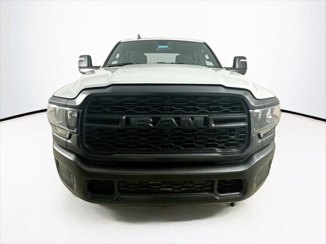 2024 RAM 2500 Tradesman Crew Cab 4x4 8 Box