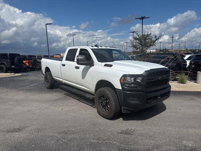 2024 RAM 2500 Tradesman Crew Cab 4x4 8 Box