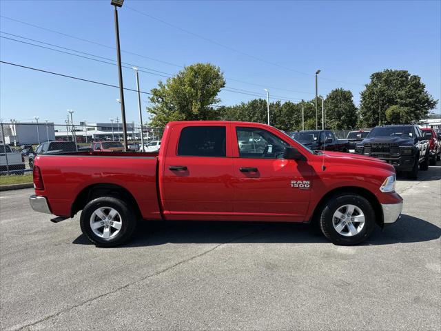 2022 RAM 1500 Classic SLT Crew Cab 4x2 57 Box