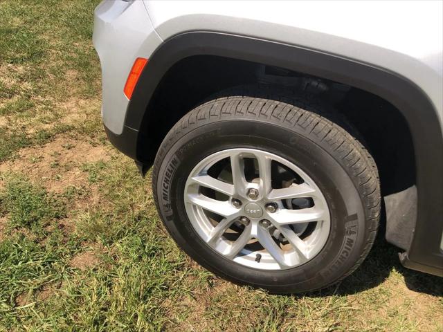 2024 Jeep Grand Cherokee Laredo X 4x4 2024 Jeep Grand Cherokee Laredo X 4x4