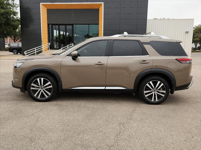 2023 Nissan Pathfinder Platinum FWD