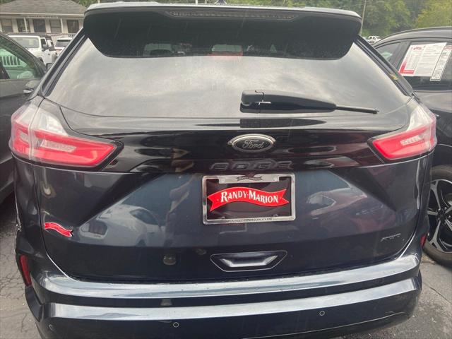 2022 Ford Edge SE