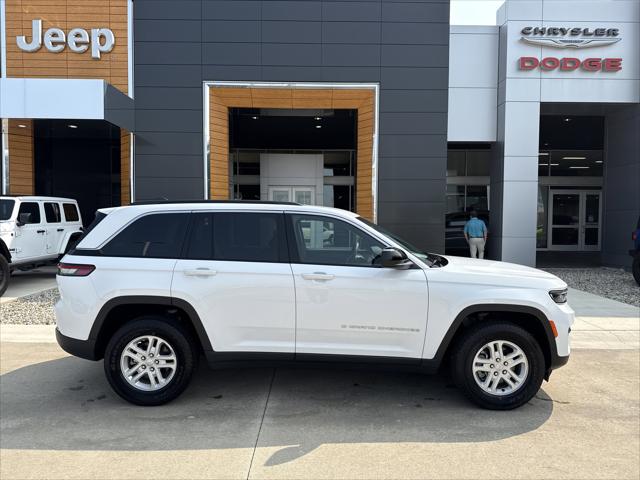 2024 Jeep Grand Cherokee Laredo 4x4 2024 Jeep Grand Cherokee Laredo 4x4