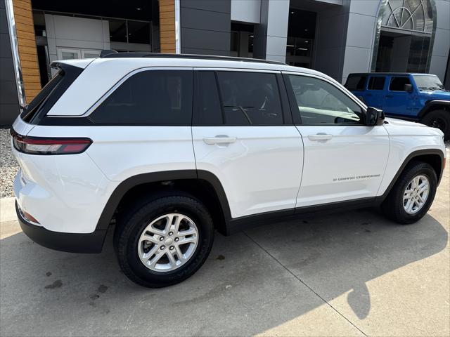 2024 Jeep Grand Cherokee Laredo 4x4 2024 Jeep Grand Cherokee Laredo 4x4