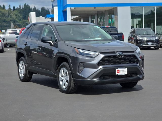 2024 Toyota RAV4 LE 2024 Toyota RAV4 LE