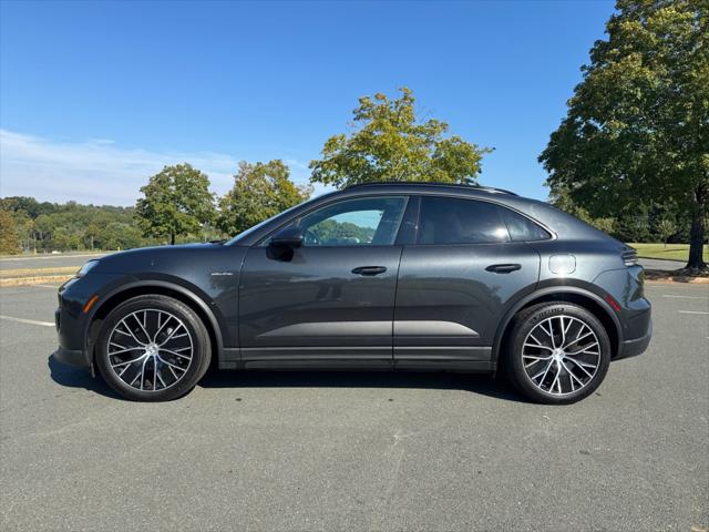 2024 Porsche Macan Electric 4