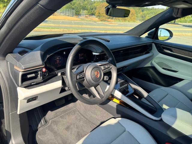 2024 Porsche Macan Electric 4