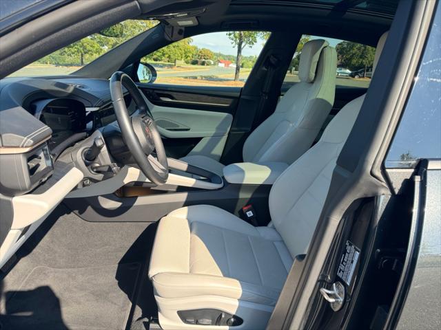 2024 Porsche Macan Electric 4