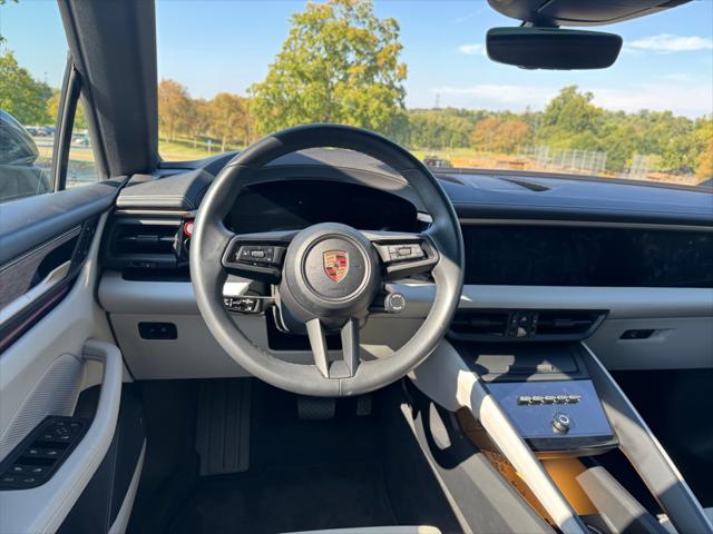 2024 Porsche Macan Electric 4