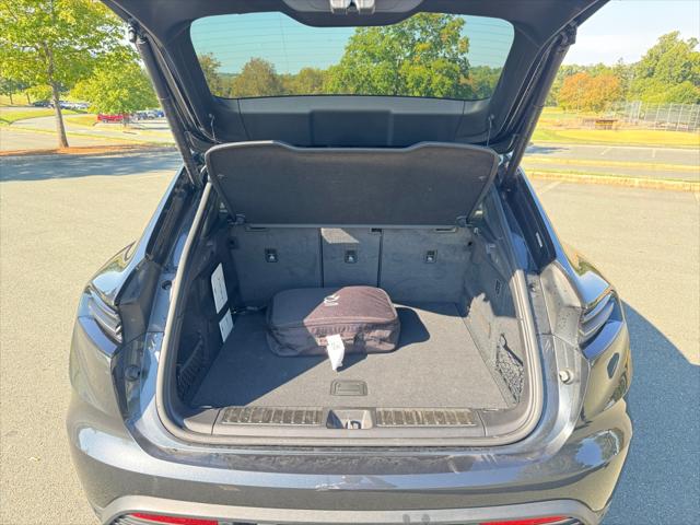 2024 Porsche Macan Electric 4