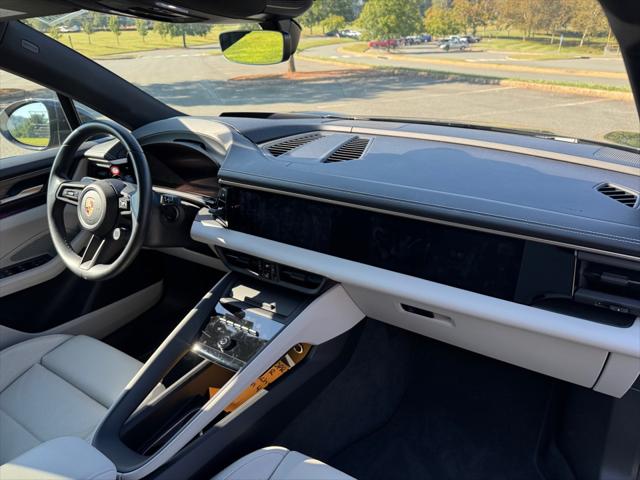 2024 Porsche Macan Electric 4