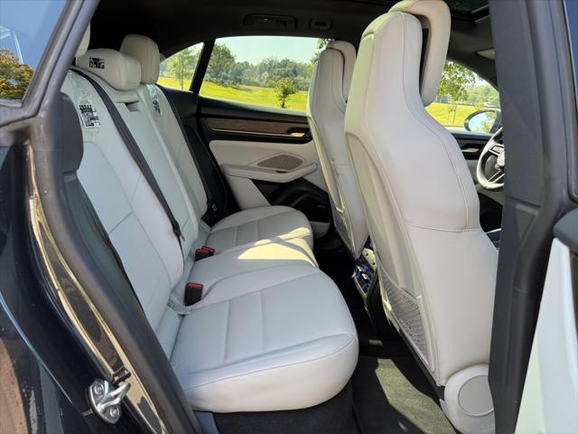 2024 Porsche Macan Electric 4