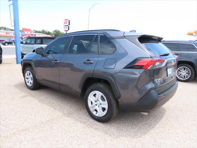 2020 Toyota RAV4 LE