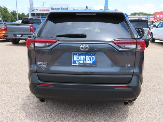 2020 Toyota RAV4 LE