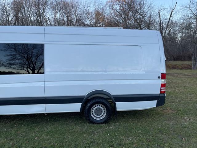 2011 Freightliner Sprinter a