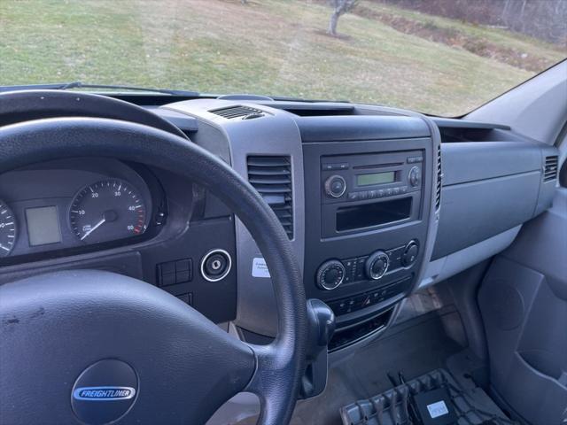 2011 Freightliner Sprinter a