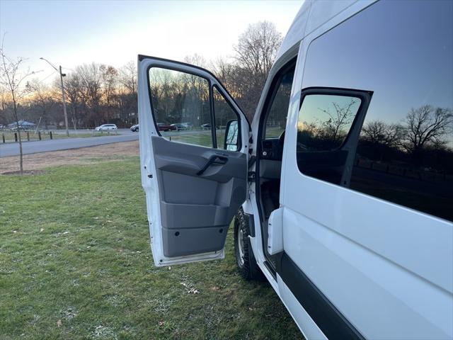2011 Freightliner Sprinter a