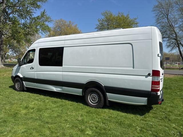 2011 Freightliner Sprinter a