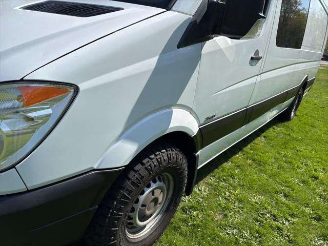 2011 Freightliner Sprinter a
