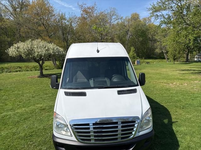 2011 Freightliner Sprinter a