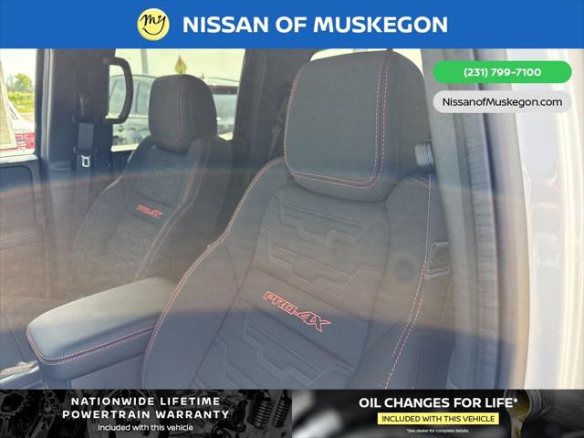 2025 Nissan Frontier Crew Cab PRO-4X 4x4