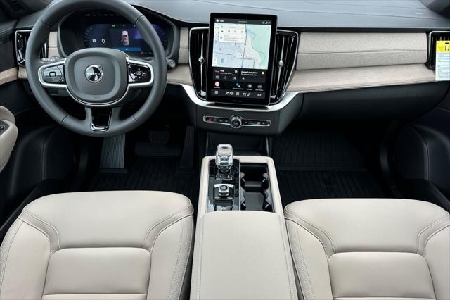 2026 Volvo XC90 Plus, B6 AWD Gas (mild hybrid), Gasoline, Bright, 7 Seats