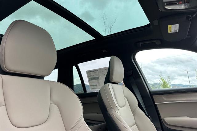 2026 Volvo XC90 Plus, B6 AWD Gas (mild hybrid), Gasoline, Bright, 7 Seats