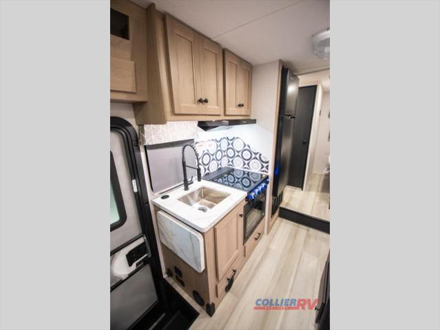 2026 Ford E-350 Cutaway Unknown