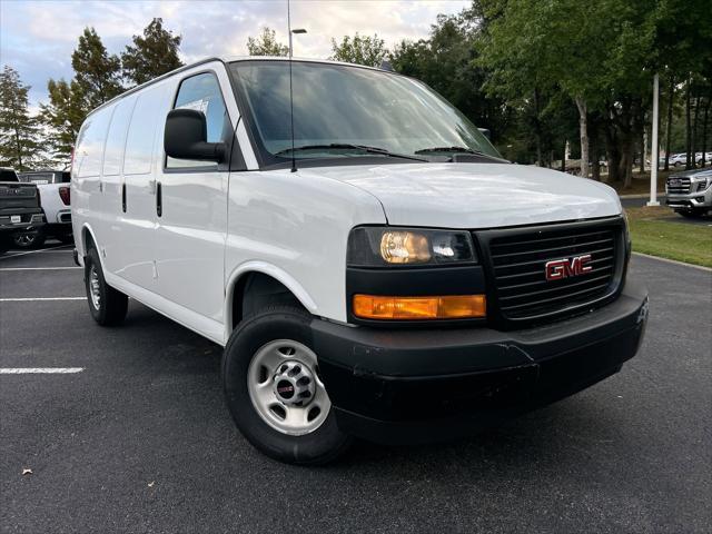 2025 GMC Savana Cargo RWD 2500 Regular Wheelbase Work Van