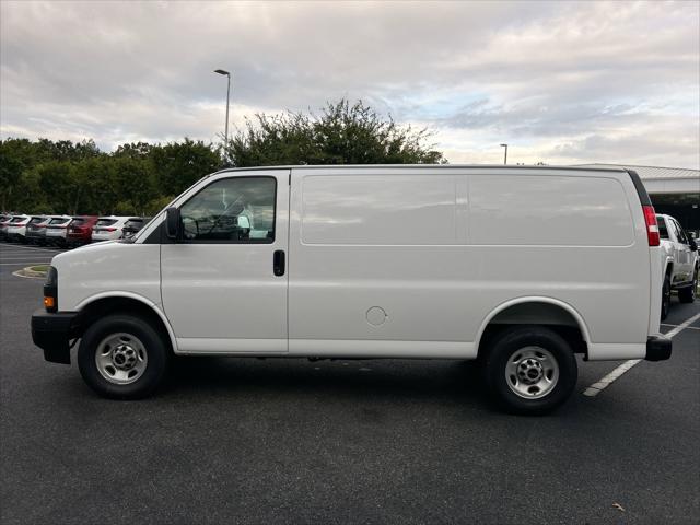 2025 GMC Savana Cargo RWD 2500 Regular Wheelbase Work Van