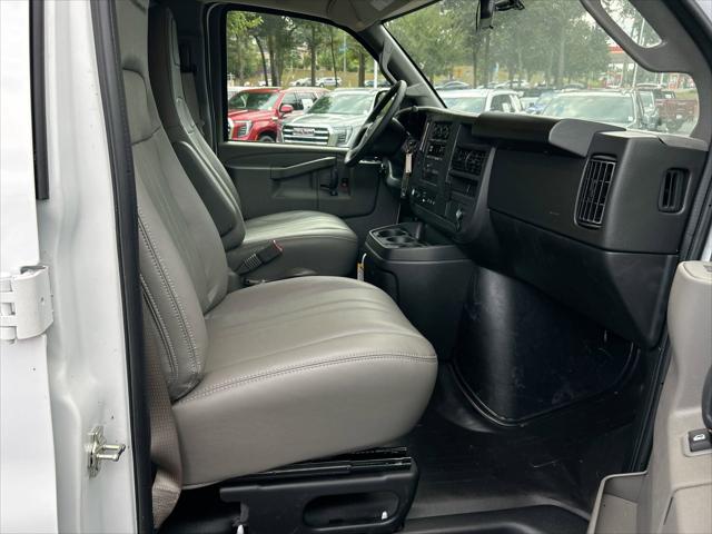 2025 GMC Savana Cargo RWD 2500 Regular Wheelbase Work Van