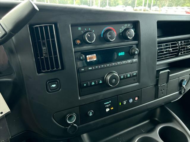 2025 GMC Savana Cargo RWD 2500 Regular Wheelbase Work Van