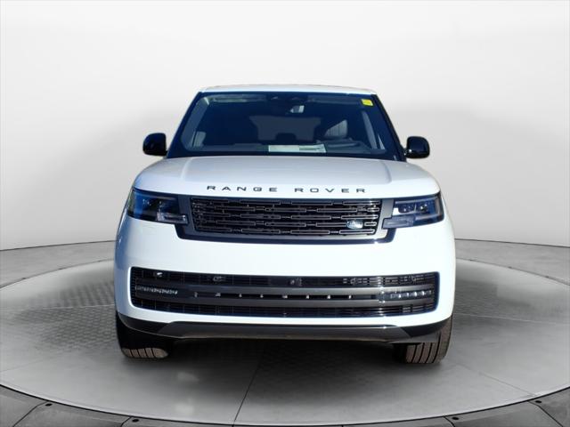 2025 Land Rover Range Rover P530 SE