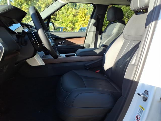 2025 Land Rover Range Rover P530 SE