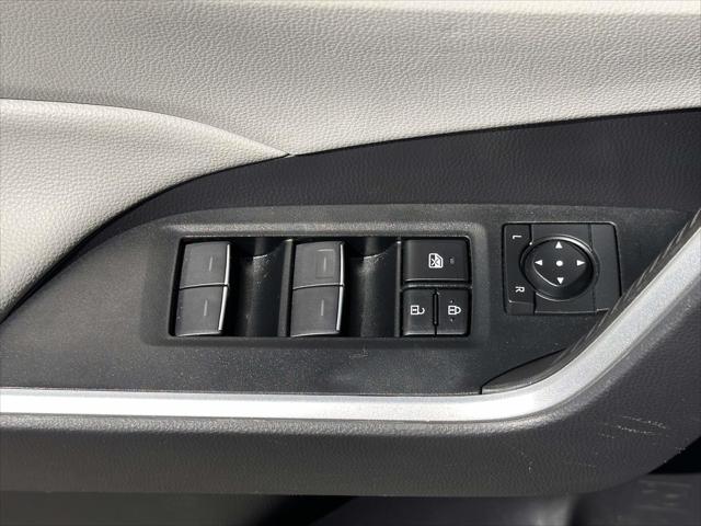 2022 Toyota RAV4 XLE [8]