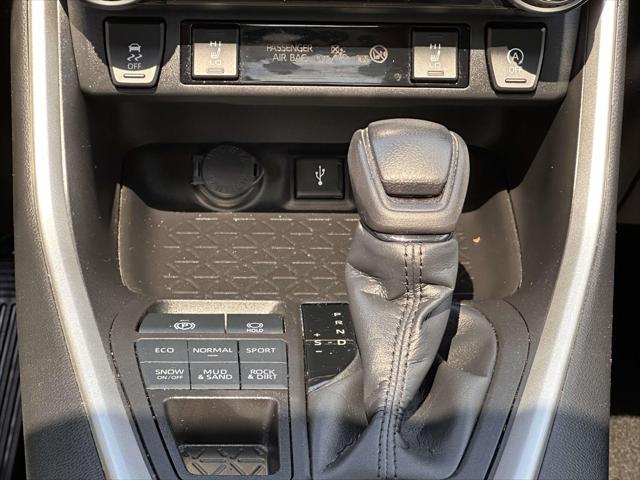 2022 Toyota RAV4 XLE [16]