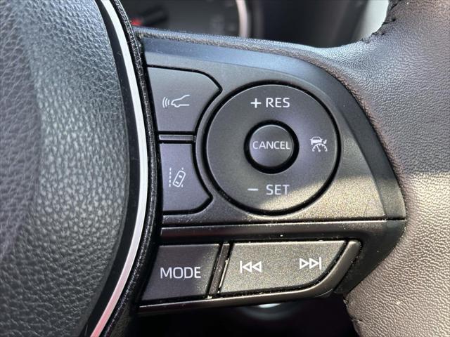 2022 Toyota RAV4 XLE [19]