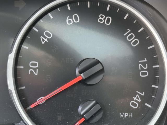 2022 Toyota RAV4 XLE [23]