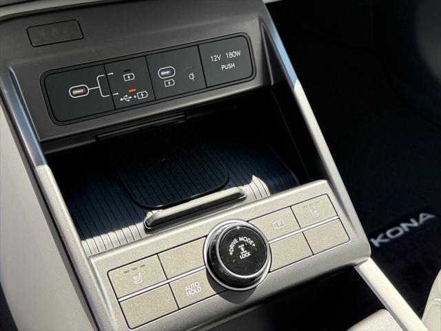 2026 Hyundai Kona SEL Premium