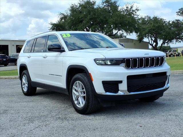 2023 Jeep Grand Cherokee L Laredo 4x2