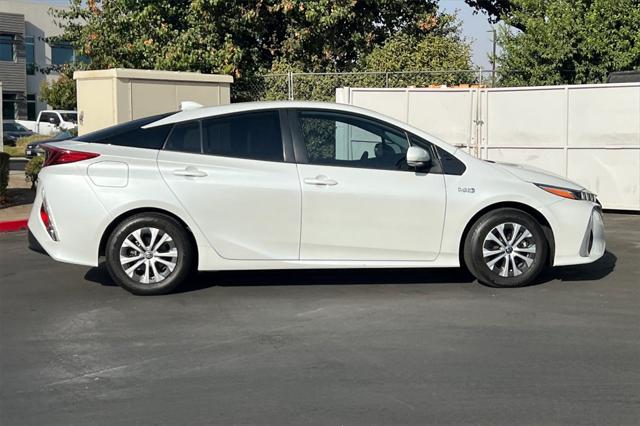 2021 Toyota Prius Prime LE