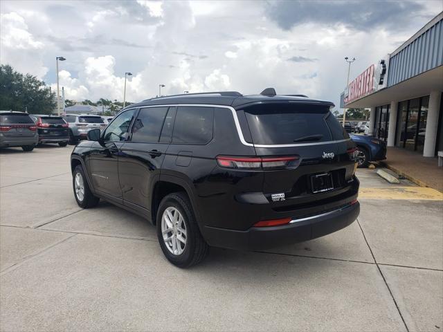 2023 Jeep Grand Cherokee L Laredo 4x2