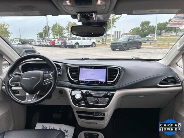 2021 Chrysler Pacifica Hybrid Touring L 2021 Chrysler Pacifica Hybrid Touring L