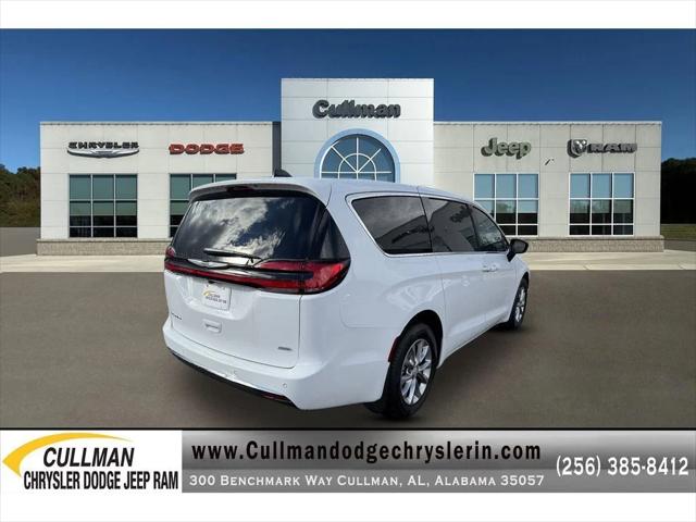 2026 Chrysler Pacifica PACIFICA SELECT AWD