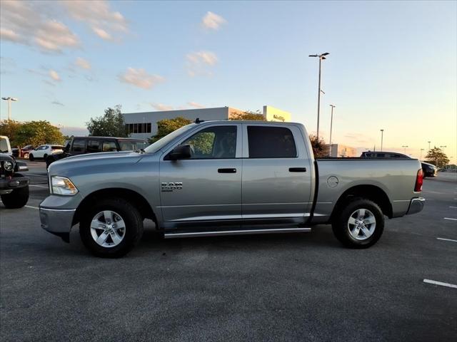 2023 RAM 1500 Classic SLT Crew Cab 4x4 57 Box