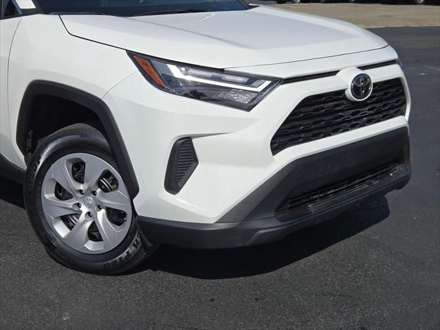 2024 Toyota RAV4 LE 2024 Toyota RAV4 LE
