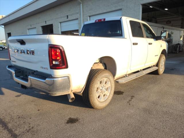 2025 RAM 2500 Big Horn Crew Cab 4x4 64 Box